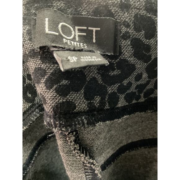 LOFT Black Petite Animal Leggings - Picture 3 of 4